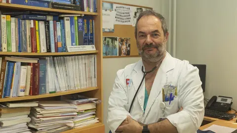 El geriatra Carlos Fern&aacute;ndez Viadero