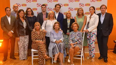 Familia Pascual en acto 50 aniversario