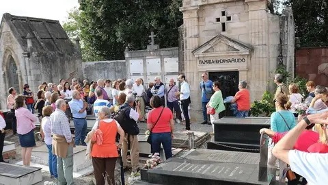 Visita al cementerio de Geloria