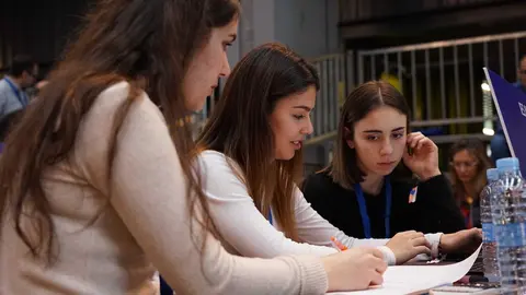 El programa educativo Young Business Talents busca j&oacute;venes canarios con talento empresarial
