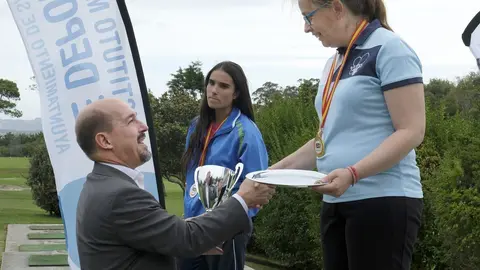 Entrega de premios del Campeonato de Espa&ntilde;a de Golf Adapatado celebrado en Matale&ntilde;as (Santander)