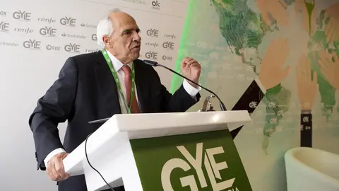 El expresidente de Colombia, Ernesto Samper, en el Global Youth Leadership Forum que se celebra en Santander