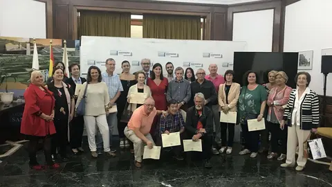 Foto de familia de asistentes a la Semana del Coraz&oacute;n