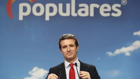 El presidente del PP,  Pablo Casado, ofrece una rueda de prensa tras la reuni&oacute;n de la Junta Directiva Nacional del partido en su sede, en la que se ha aprobado la nueva estructura del Partido Popular.