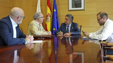 Gobierno y UNATE colaborar&aacute;n en un estudio para conocer la situaci&oacute;n de los mayores