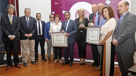 Fundaci&oacute;n Rafa Nadal y Special Olympics  reciben el premio Salud Mental Padre Menni