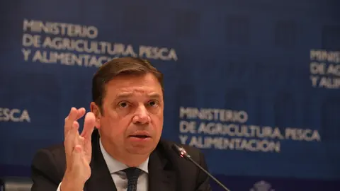 El ministro de Agricultura y Pesca en funciones, Luis Planas, durante la rueda de prensa tras consejos consultivos de Pol&iacute;tica Pesquera y Agraria, y Conferencia Sectorial de Agricultura, en Madrid (Espa&ntilde;a), a 7 de octubre de 2019.