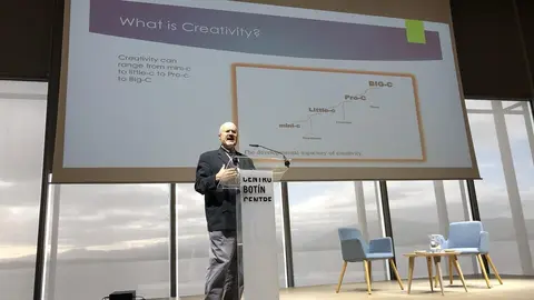 El presidente de la Asociaci&oacute;n Americana de Creatividad y profesor de la Universidad de Connecticut, James Kaufman, en la inauguraci&oacute;n del Encuentro Internacional en el Centro Bot&iacute;n