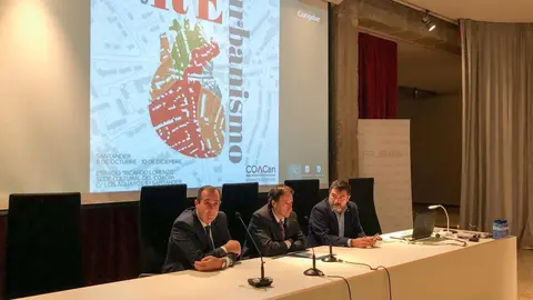El consejero de Obras P&uacute;blicas, Ordenaci&oacute;n del Territorio y Urbanismo, Jos&eacute; Luis Gochicoa, inaugura el curso &lsquo;REurbanismo&rsquo;, organizado por el Colegio Oficial de Arquitectos de Cantabria