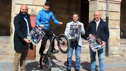 Presentaci&oacute;n Reinosa X Indoor