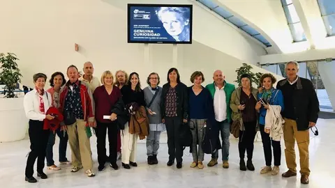 Clubs de lectura de Camargo asisten en Oviedo a un encuentro con la premio Princesa de Asturias de las Letras 2019