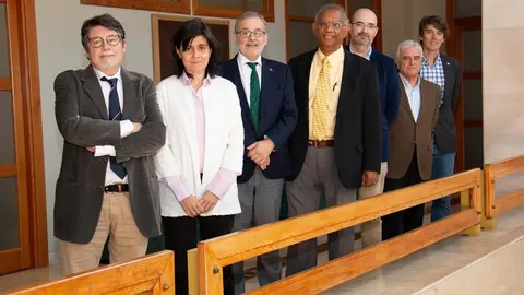Javier Le&oacute;n, Marta Pascual, &Aacute;ngel Pazos, Akhlesh Lakhtakia, Alvaro G&oacute;mez, &Aacute;ngel Vegas, y Francisco Matorras.