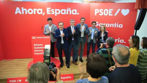 Acto p&uacute;blico del PSOE en Torrelavega