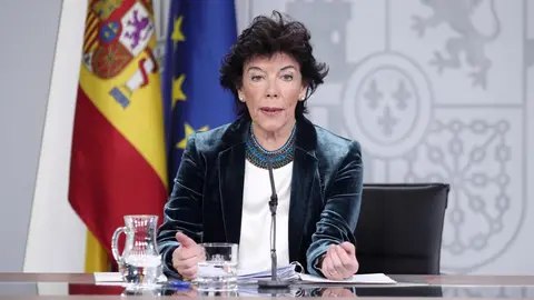 La ministra Portavoz del Gobierno, Isabel Cel&aacute;a, tras la reuni&oacute;n del Consejo de Ministros.