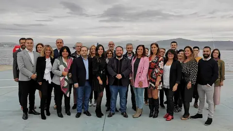 Rub&eacute;n G&oacute;mez con representantes municipales