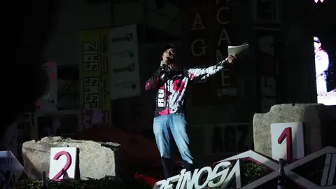 OLYMPUS DIGITAL CAMERA         