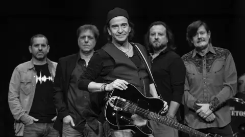 Los Secretos, uno de los grupos que actuar&aacute; en el November Live Fest