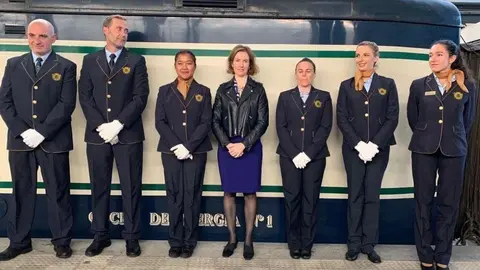 Consejera de Turismo Sonia P&eacute;rez recibe al tren Costa Verde Express en Bilbao