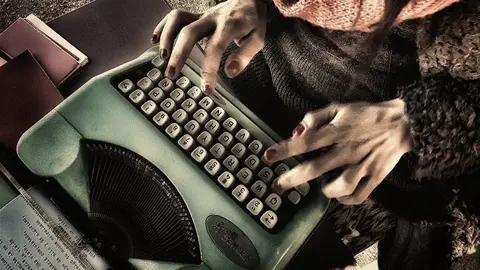 Visitas-Experiencia a 'Coleccionando procesos. 25 a&ntilde;os de Itinerarios' en el Centro Bot&iacute;n