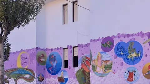 El colegio Jos&eacute; Luis Hidalgo inaugura su nuevo mural mitol&oacute;gico