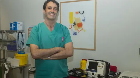Enrique Palacio, neur&oacute;logo de Valdecilla