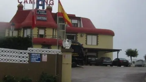 Camping En Cantabria (La Arena) Isla