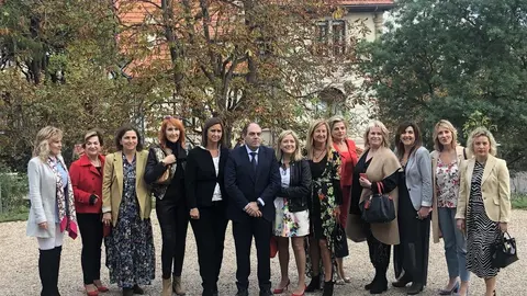 Desayuno de ADMEC con el presidente de ATA