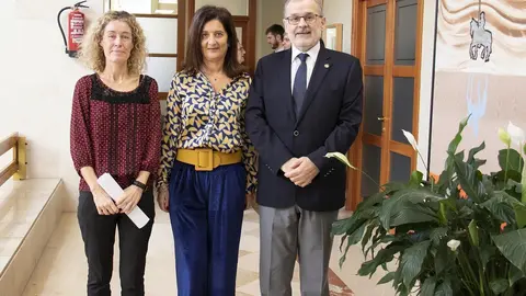 Tom de posesi&oacute;n de Olga S&aacute;nchez como directora del Departamento de Derecho P&uacute;blico de la UC