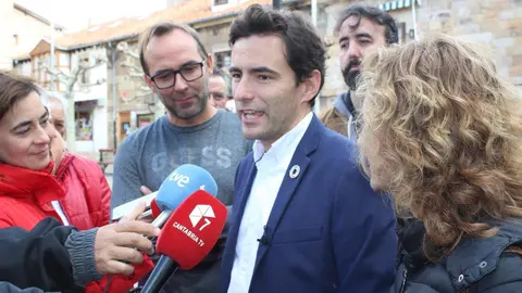 El candidato del PSOE de Cantabria al Congreso de los Diputados, Pedro Casares