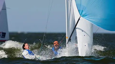 Berta Betanzos y su compa&ntilde;era Tara Pacheco