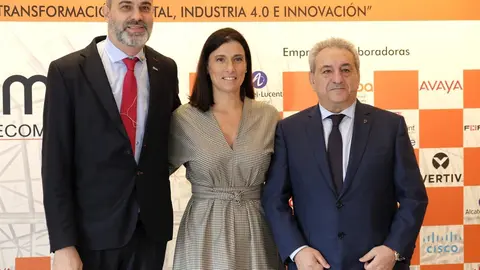 GEMA IGUAL EN LA INAUGURACI&Oacute;N DEL XXV ANIVERSARIO DEL GRUPO &Aacute;MBAR