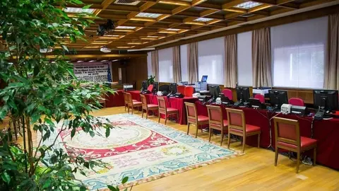 Sala Clara Campoamor, preparada para tramitar la acreditaci&oacute;n de los nuevos senadores.