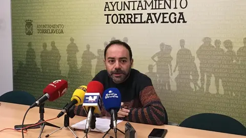 Torrelavega.- ACpT denuncia que solo se han resuelto 15 expedientes del fondo de suministros b&aacute;sicos en el &uacute;ltimo mes