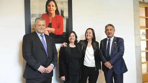 Presentaci&oacute;n del retrato de la expresidenta del Parlamento Dolores Gorostiaga