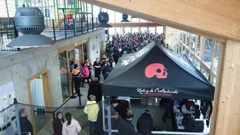 OLYMPUS DIGITAL CAMERA         