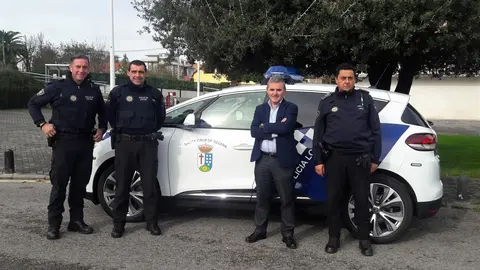 Nuevo coche patrulla de la Polic&iacute;a Local de Bezana
