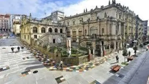 Vista del Museo de Arte de Santander (MAS) y la Biblioteca de Men&eacute;ndez Pelayo
