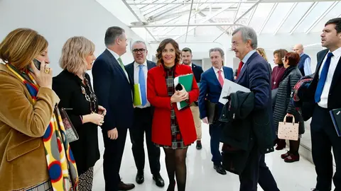 La consejera de Presidencia, Interior, Justicia y Acci&oacute;n Exterior llega al Parlamento con su equipo para presentar el presupuesto de su &aacute;rea para 2020