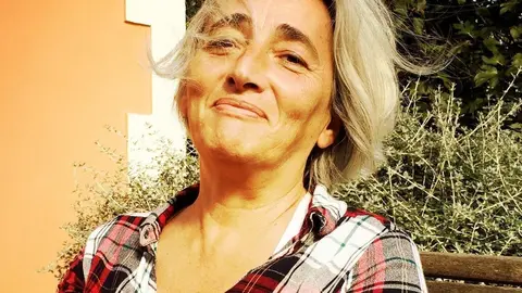 La dise&ntilde;adora gr&aacute;fica To&ntilde;a Mao&ntilde;o