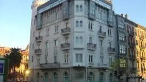 centro cultural eladio laredo