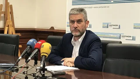 El portavoz del equipo de Gobierno (PP-Cs) de Santander y concejal de Urbanismo, Javier Ceruti