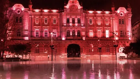 Nota Y Foto Previa Iluminaci&oacute;n Fachada Ayuntamiento D&iacute;a Mundial Del Sida