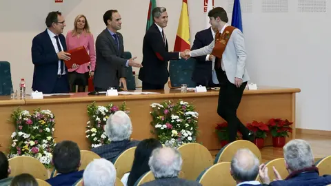 Acto de Escuela de Minas