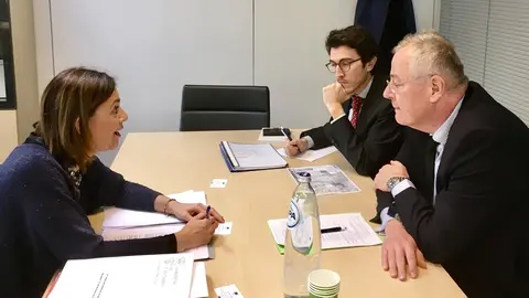 La consejera de Presidencia, Interior, Justicia y Acci&oacute;n Exterior de Cantabria, Paula Fern&aacute;ndez, se re&uacute;ne con el director del Centro de Emergencias de la UE y del sistema europeo de lucha contra cat&aacute;strofes (rescUE), Johannes Luchner