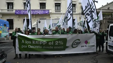 Concentraci&oacute;n de CSIF frente a la Delegaci&oacute;n del Gobierno de Madrid 
