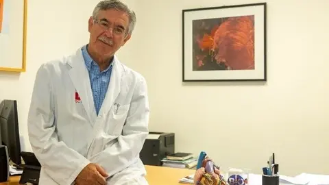 El doctor Javier Zueco, jefe del Servicio de Cardiolog&iacute;a de Valdecilla