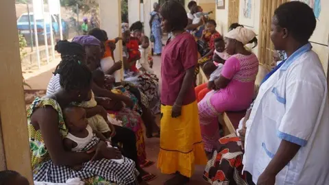 Sensibilizaci&oacute;n sobre salud infanitl en Guinea Bissau