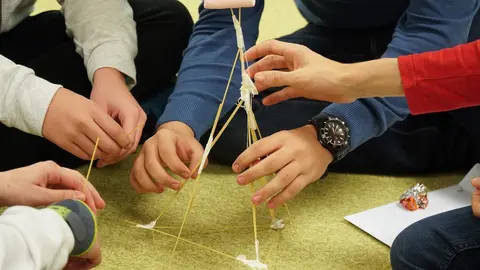 Programa de mentor&iacute;as 'Ament&uacute;rate'