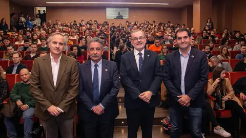 Revilla, Pazos, Losada y Guti&eacute;rrez en la jornada sobre el cambio clim&aacute;tico en la UC