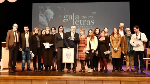 Nota, Fotos Y Audio Gala De Las Letras 2019